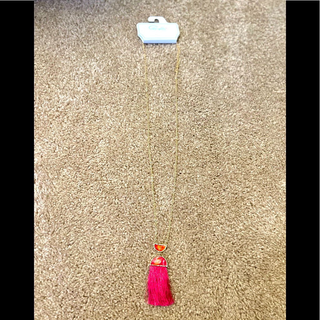 Pappagallo Fuchsia Plume Gold Ruby Necklace